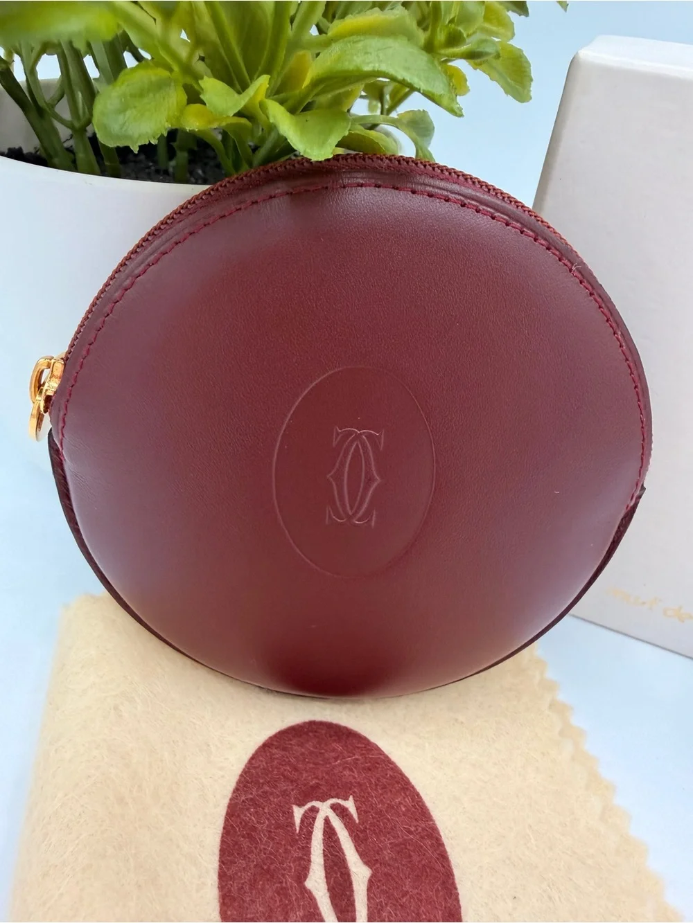 Cartier Must de Cartier Burgundy Leather Round Coin Case VINTAGE, NWOT!